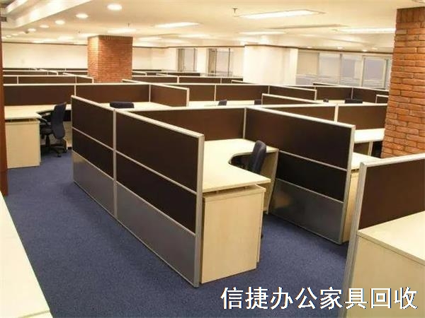 舊辦公家具回收，舊屏風工位回收，免費上門回收