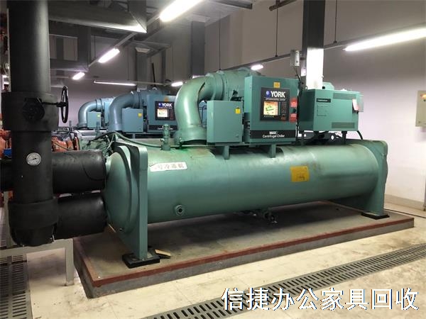 215586.jpg 215586.jpg